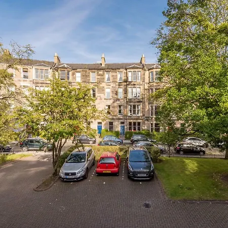 The Eyre Crescent *
