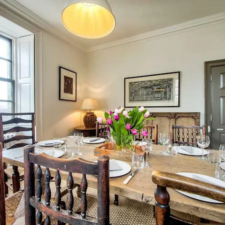 Altido Rock House: Historic Gem - Heart Of The Casa de Férias Edimburgo