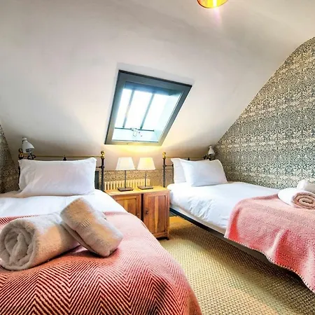 Altido Rock House: Historic Gem - Heart Of The Casa de Férias *