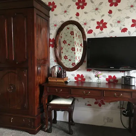 Guest house Gifford House 4*