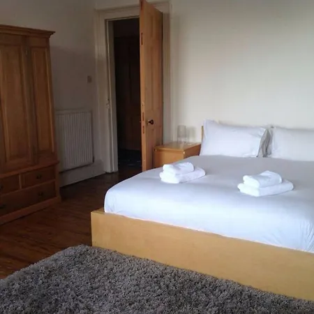 2 Bedroom In Centre Apartamento Edimburgo
