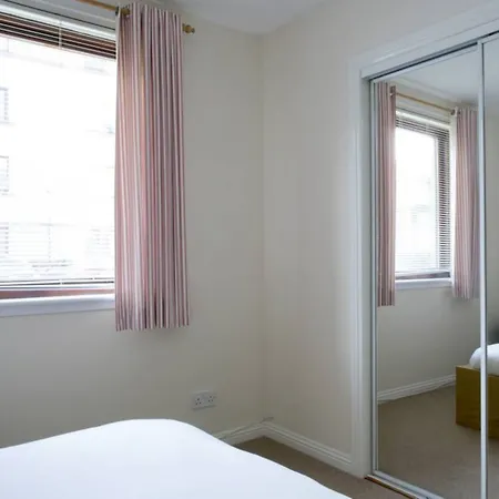 2 Bedroom Canalside