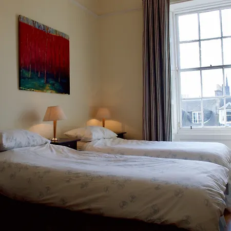 Fabulous 3 Bedroom Flat With Castle Views Apartment Edinburgh