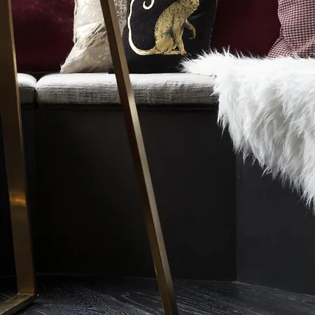 Apartment Luxury Boutique In Fashionable Stockbridge 5*