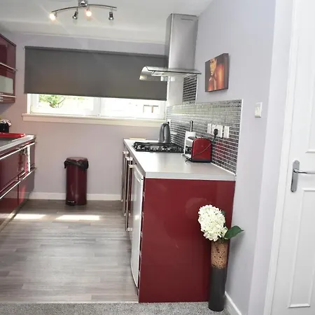 2br Ground Floor Flat 30 Min To City +parking Appartement Edinburgh