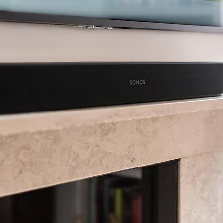 Amazing Penthouse, Stunning Views, Castle 2 Mins Lägenhet