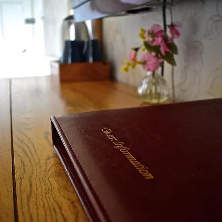Gifford House Guest house 4*