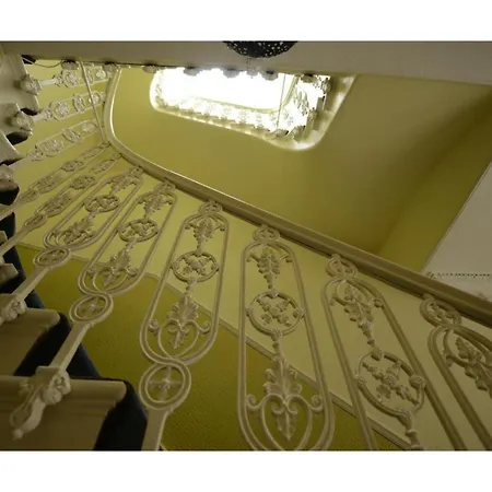 The Thistle House Edinburgh
