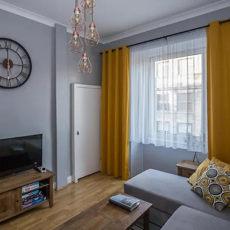 9,7 Out Of 10 For Comfort And Cleanliness Of This Cosy Modern 1 Bedroom