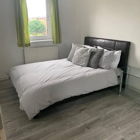 Lovely Spacious 2 Bedroom Flat By The Meadows * Édimbourg