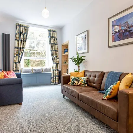 Daire Grassmarket Jewel