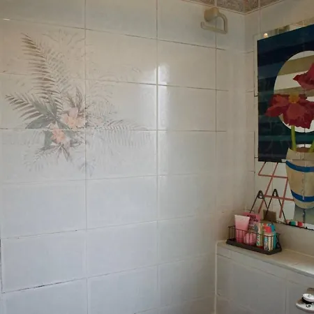 Lovely Spacious 2 Bedroom Flat By The Meadows Édimbourg