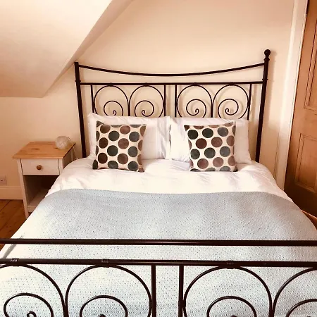 Family Friendly Georgian Townhouse Tatil Evi *