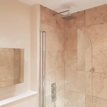 شقة Prime Location - City Centre Flat With Private Parking إدنبرة