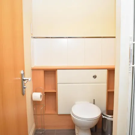 Bright 2br With Lift 10 Mins To Princes Street Apartment *