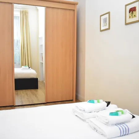 Dalkeith Road - Cosy 2br Close To Trendy Newington & Old Town Apartment *