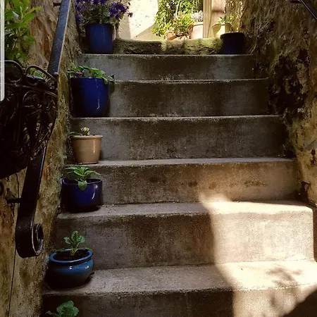 Edinburgh's Dean Village River View Retreat