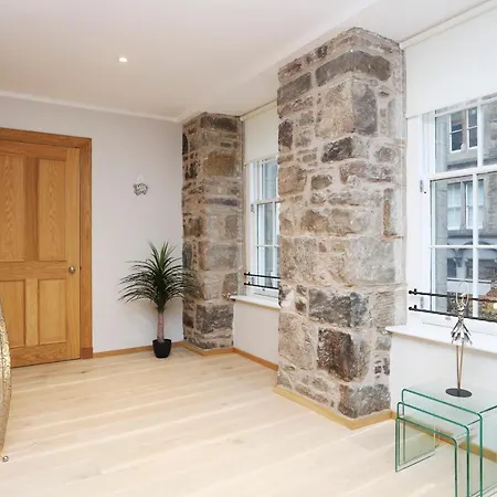 Joivy Elegant At The Heart Of The Royal Mile Апартаменты Эдинбург