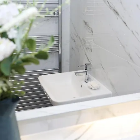 Joivy Elegant At The Heart Of The Royal Mile *