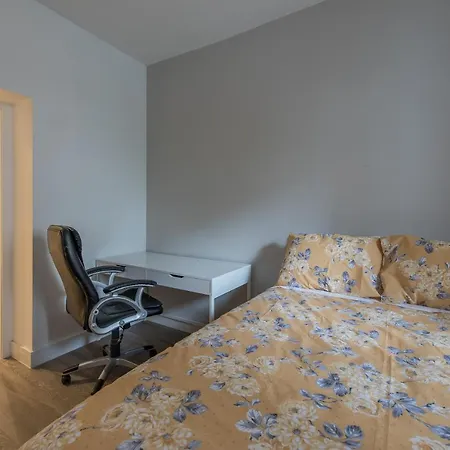 Haymarket Spacious 3 Bedroom Street Level * Édimbourg