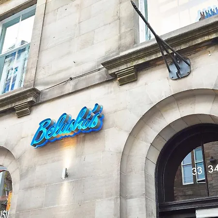 St Christopher's - Old Town Hostal