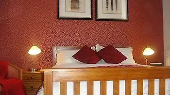 Alba House בית הארחה 3*