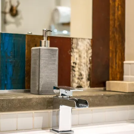 The Waverley Park アパート *