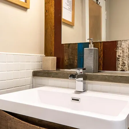 アパート The Waverley Park *