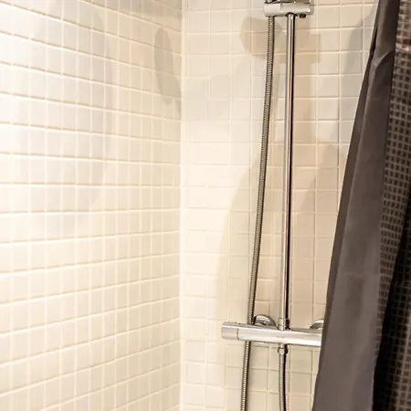 The Waverley Park アパート エディンバラ