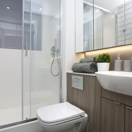 Joivy At Fountainbridge - Adults Only - Breakfast Buffet Lägenhetshotell Edinburg