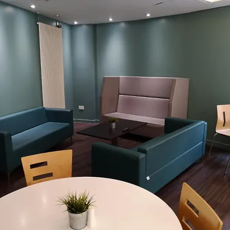 Edinburgh Central Accommodation *