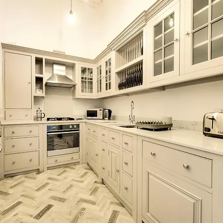 Guestready - Stunning 2bdr Georgian Flat Apartment Edinburgh