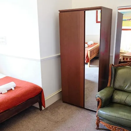 Balmore Guest house Edinburgh