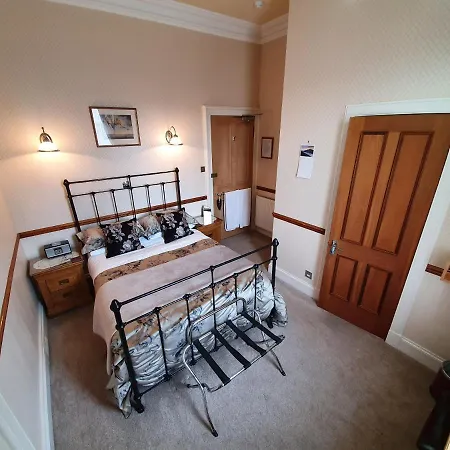 Lauderville Edinburg