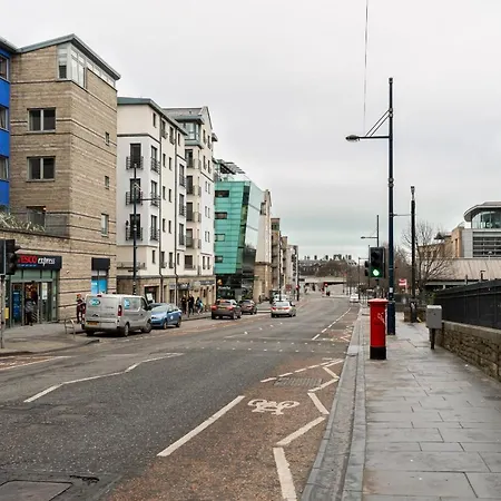 Apartmán Tony Asga - Tony's Heart Of Centre Sleeps 2