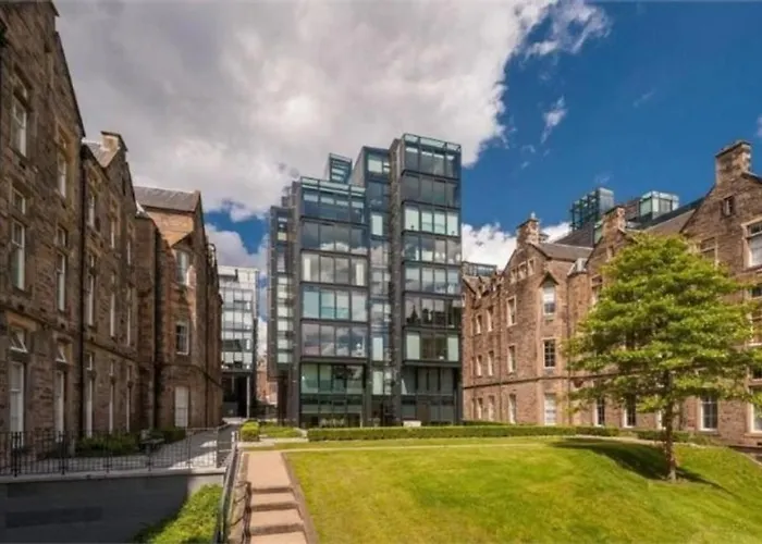 Quartermile Апартаменты