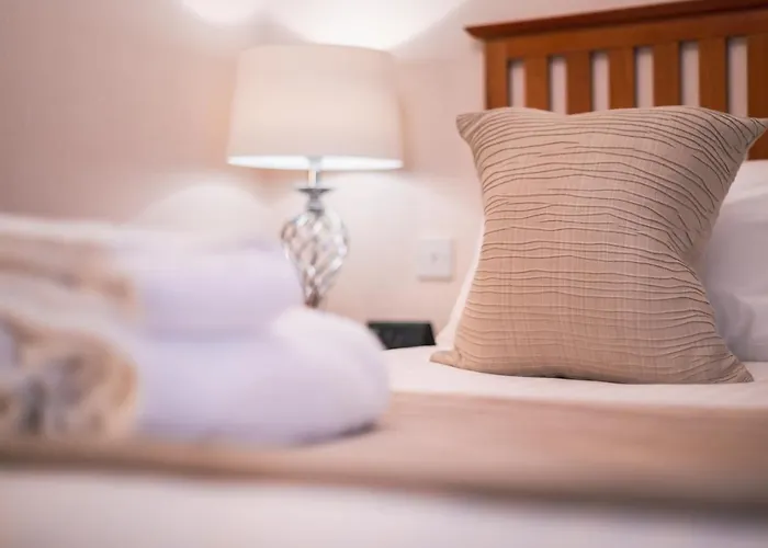 The Knight By Mansley 4* Edinburg