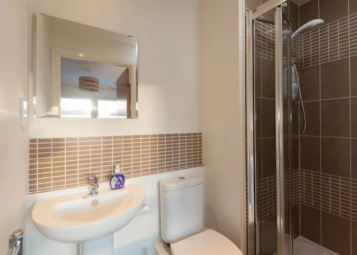 The Lochend Park View Apartment Edinburgh