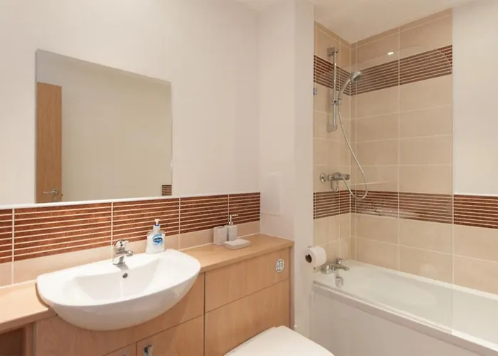 The Lochend Park View Apartment Edinburgh