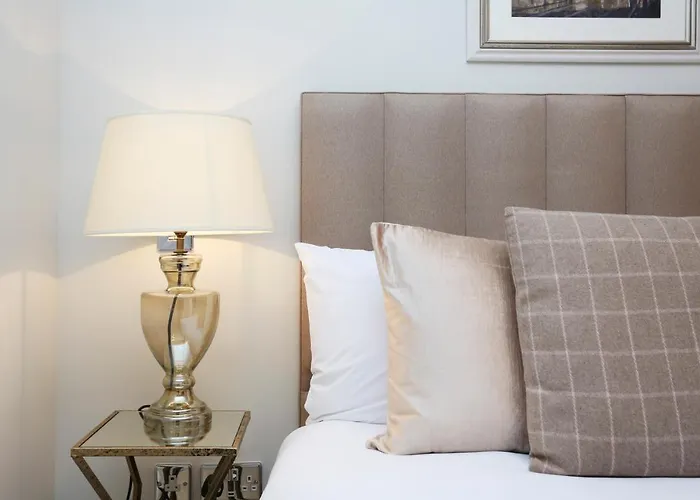 Apartment Joivy Modern And Airy Flat On The Historic Royal Mile *