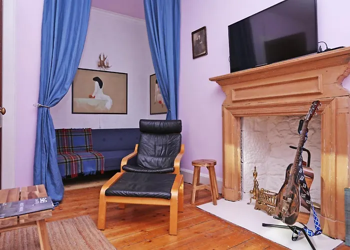 Apartment Joivy Iconic Colorful On The Royal Mile *