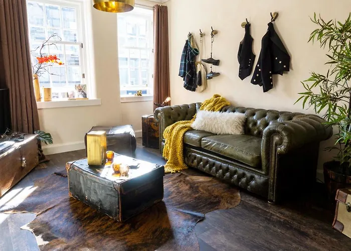 Grassmarket Old Town Boutique Apartment * Edinburgh