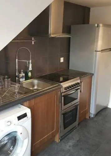 Beautiful King In Leith Walk * Εδιμβούργο