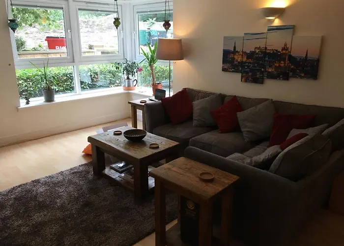 Holyrood Park * Edinburgh