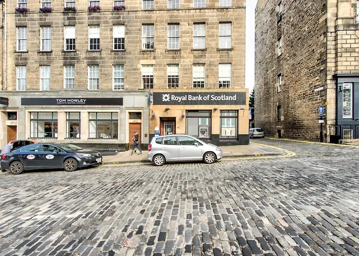 Joivy Bright & Spacious In Stockbridge *