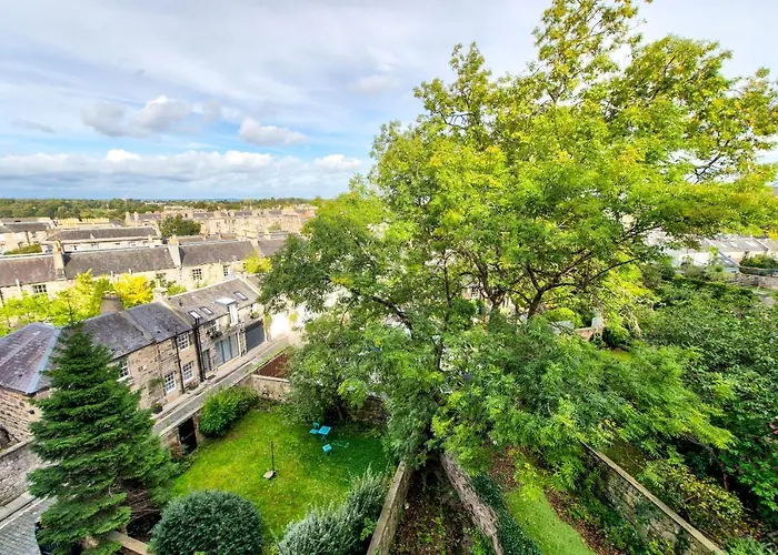 Joivy Bright & Spacious In Stockbridge *