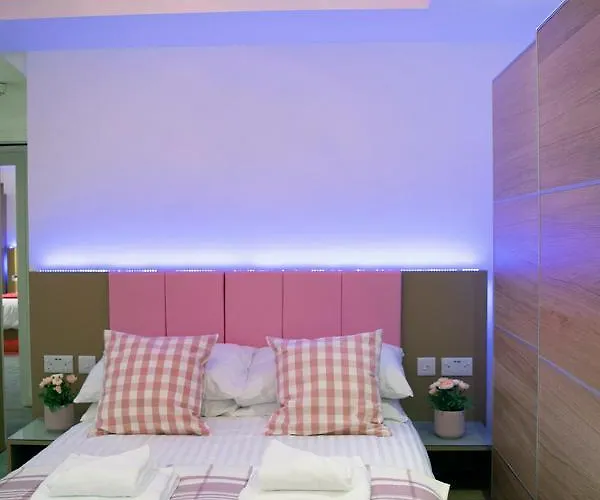 Crosskeys 双金匙公寓 شقة فندقية