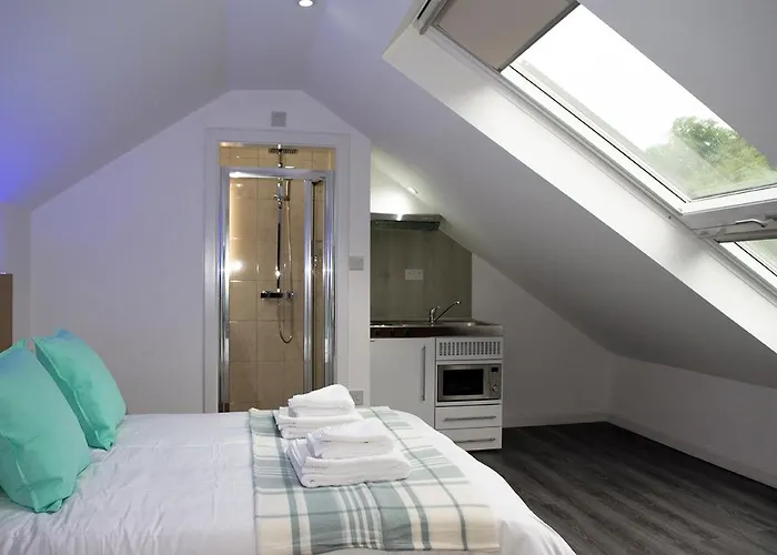 Crosskeys 双金匙公寓 شقة فندقية إدنبرة