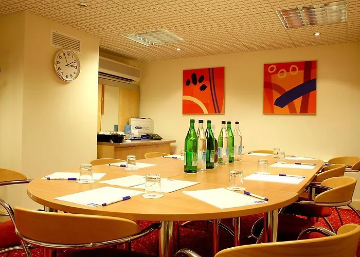 Express Centre By Ihg 3* Edimburgo