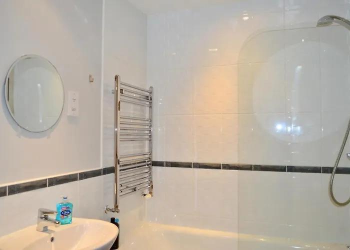 דירה Modern 2 Bedroom Centre Flat *